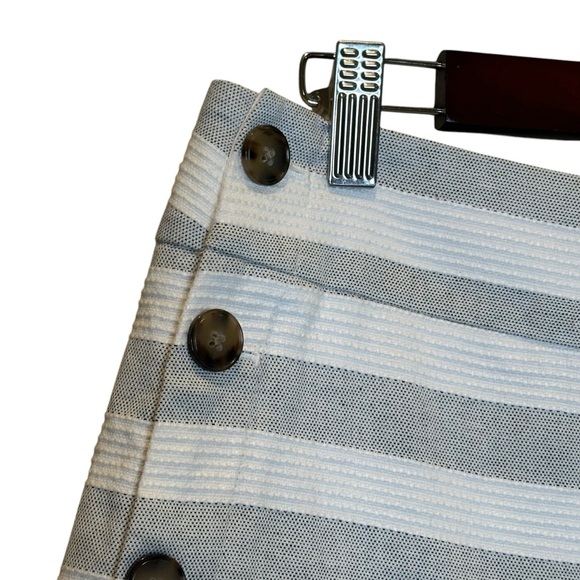 Ann Taylor Loft Women’s Gray And White Striped Chino Side Button Shorts 4 - Picture 2 of 6